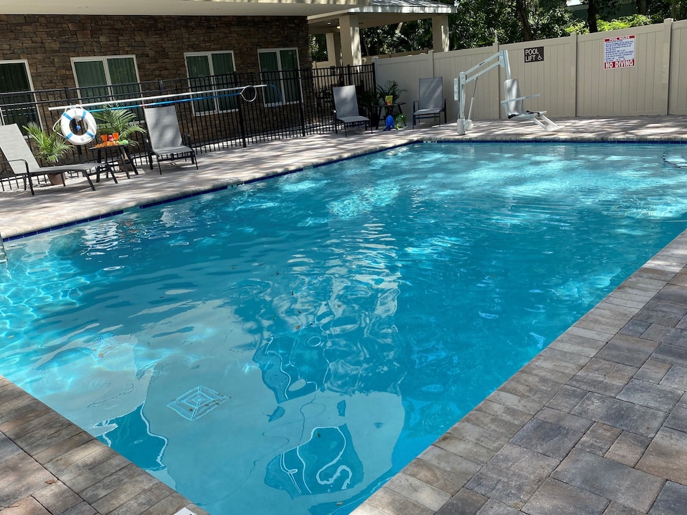 Candlewood Suites Safety Harbor Clearwater NE by IHG - photo 24