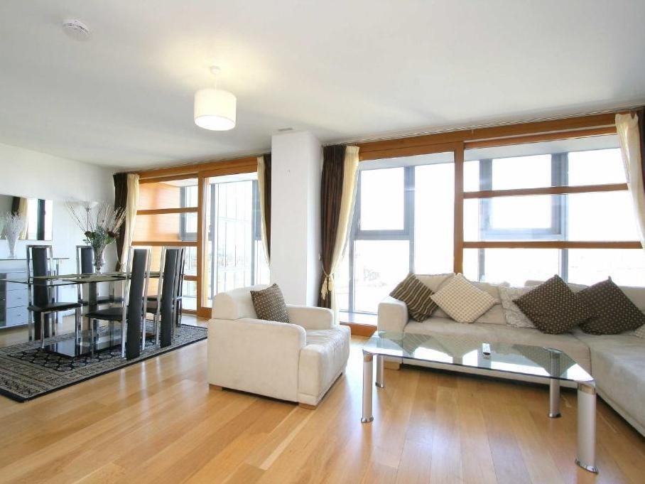 Falcon Wharf Apartments — 4-Star Luxury Hotel in London, United Kingdom