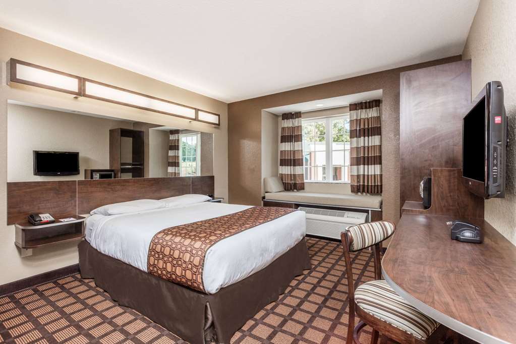 Microtel Inn & Suites by Wyndham Macon - photo 9