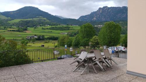 Appartamenti Bozzetta Marisa — 4-Star Luxury Hotel in Cavalese, Italy