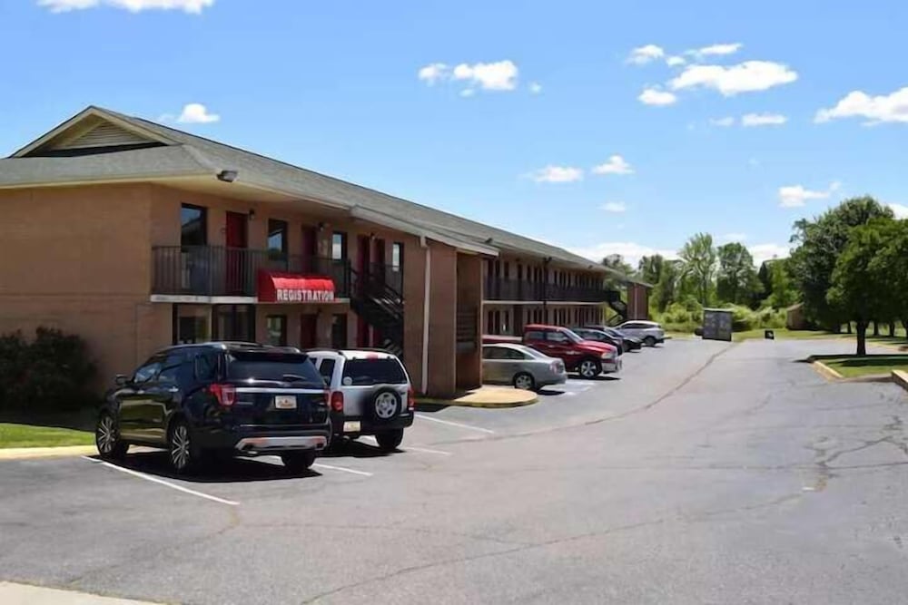 Oyo Hotel Richburg Sc I 77 - featured photo