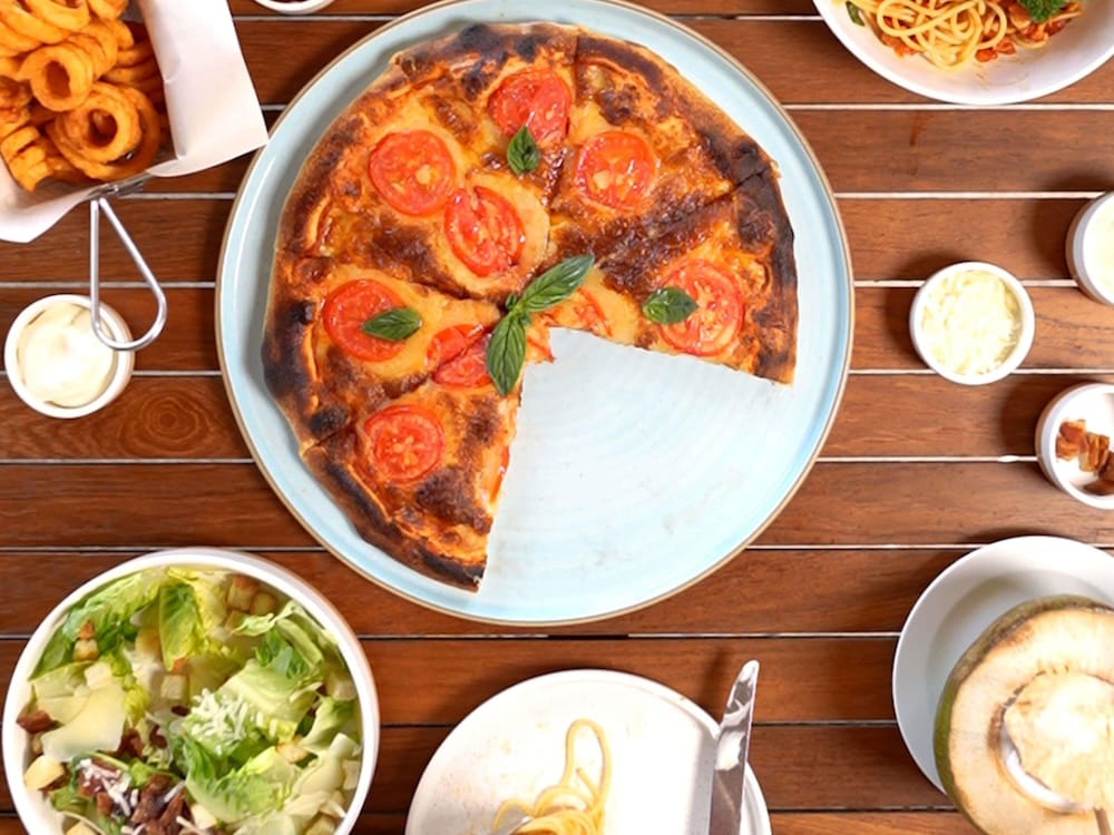 מזון ומשקאות