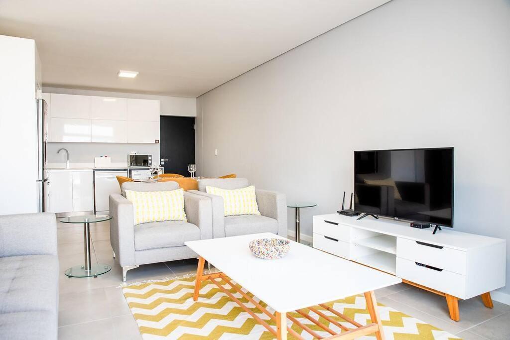Beachfront 2 Bed W Swimming Pool Blouberg 54 Beach Break