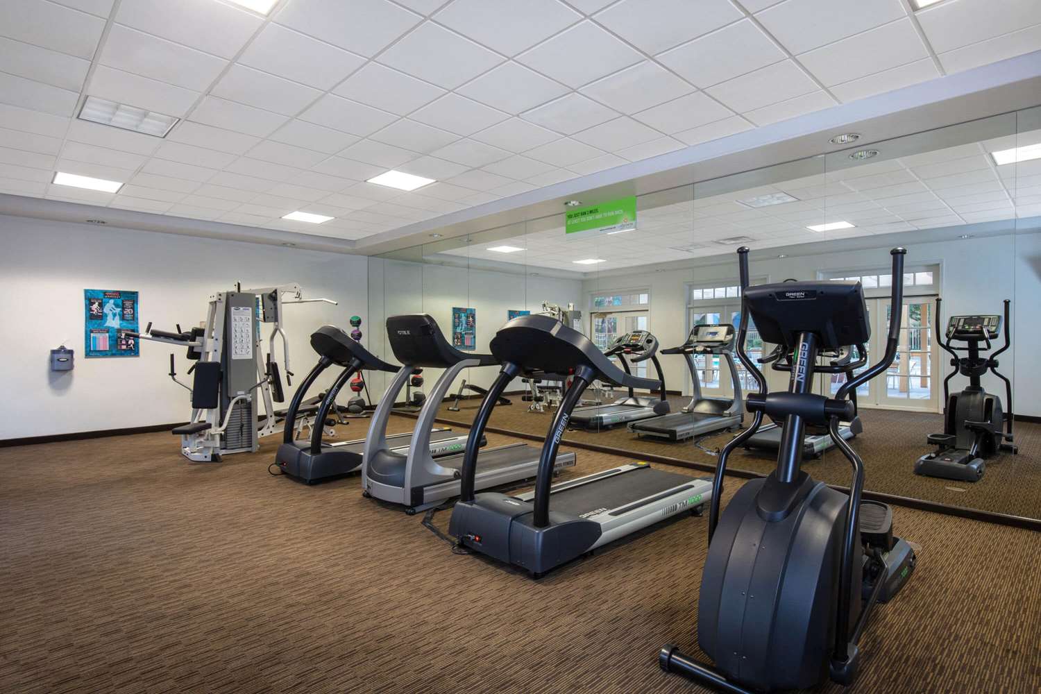 La Quinta Inn and Suites by Wyndham Las Vegas Airport N Conv. - photo 17