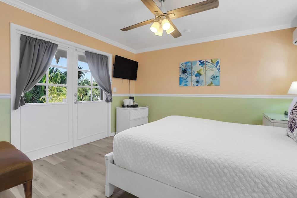 The Palms Hotel - photo 49