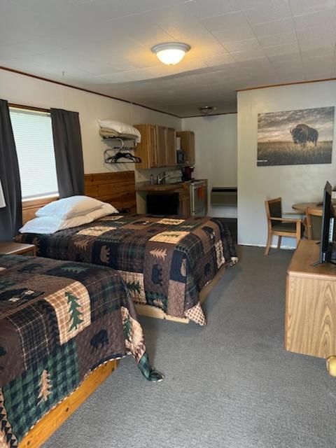 Springcreek Inn - photo 11