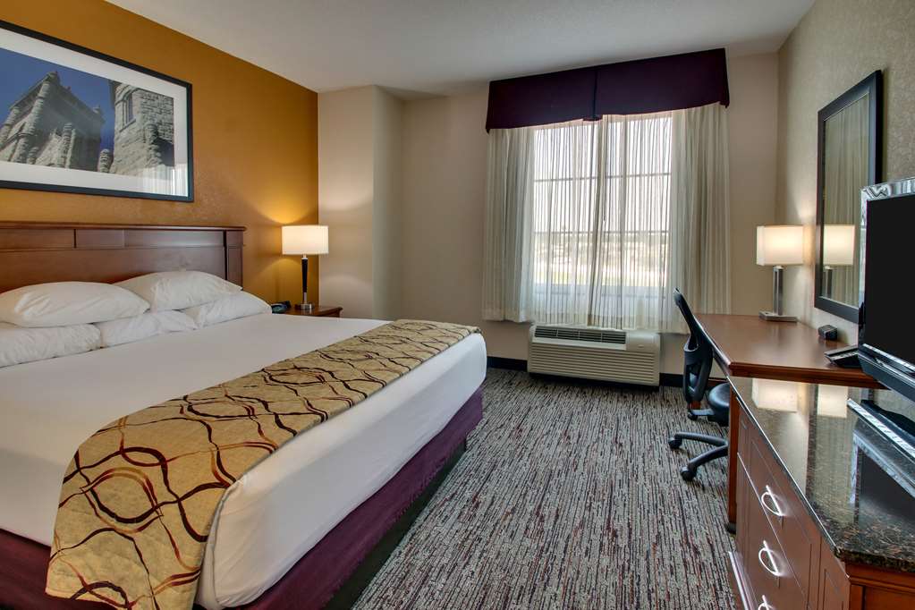 Drury Inn & Suites Findlay - photo 37