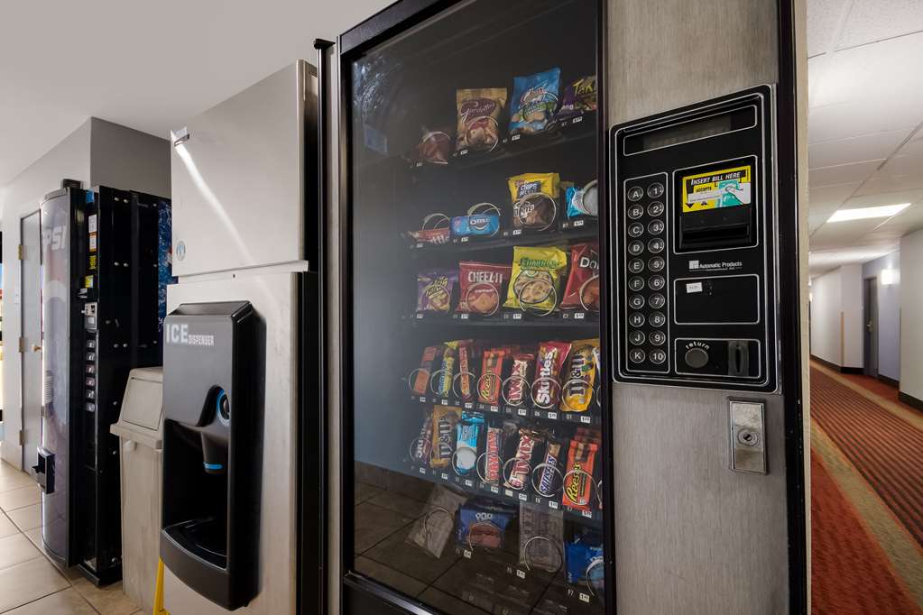 Quality Inn & Suites Oklahoma City North - photo 39