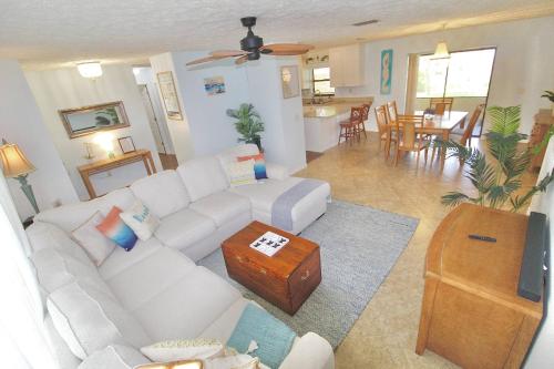 Sandpiper Stay — hotel in Port Saint Lucie