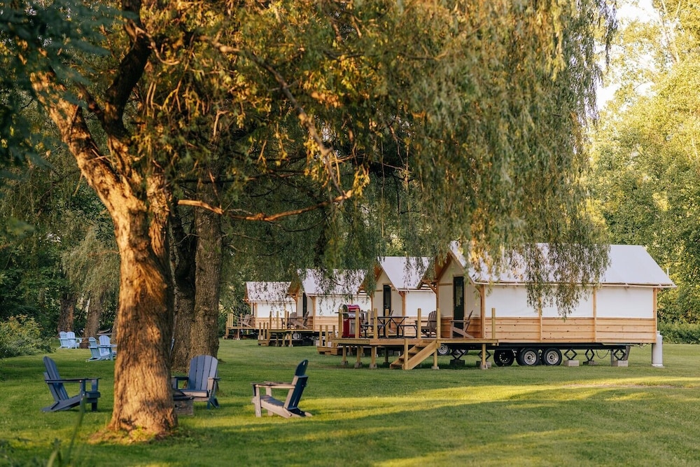 Battenkill Glamping Resort in Cambridge, United States