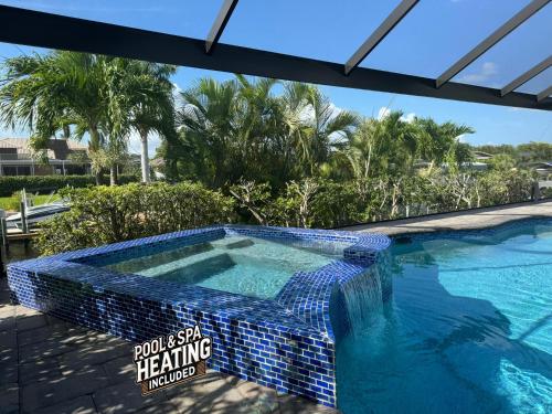 Fun In The Sun: Canal Access in Cape Coral, United States