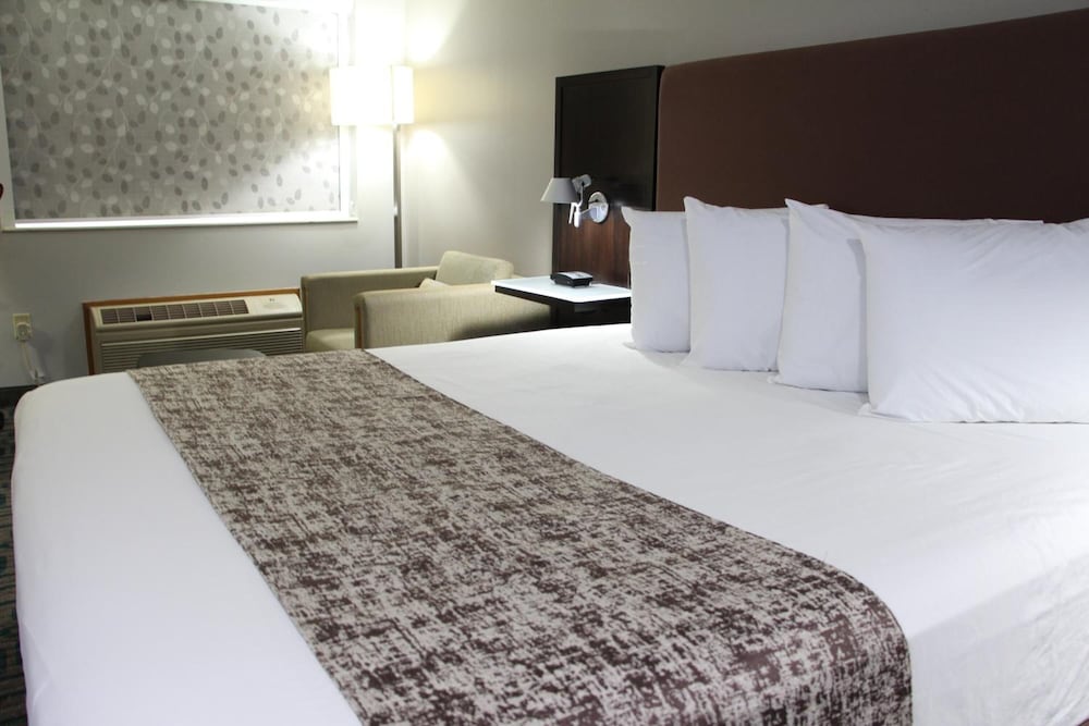 Westbridge Inn & Suites Carrollton - photo 18