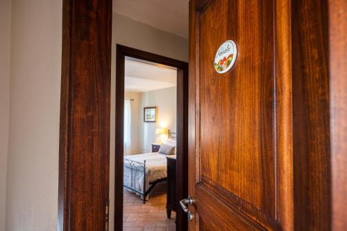 Convino — hotel in Castiglione Falletto