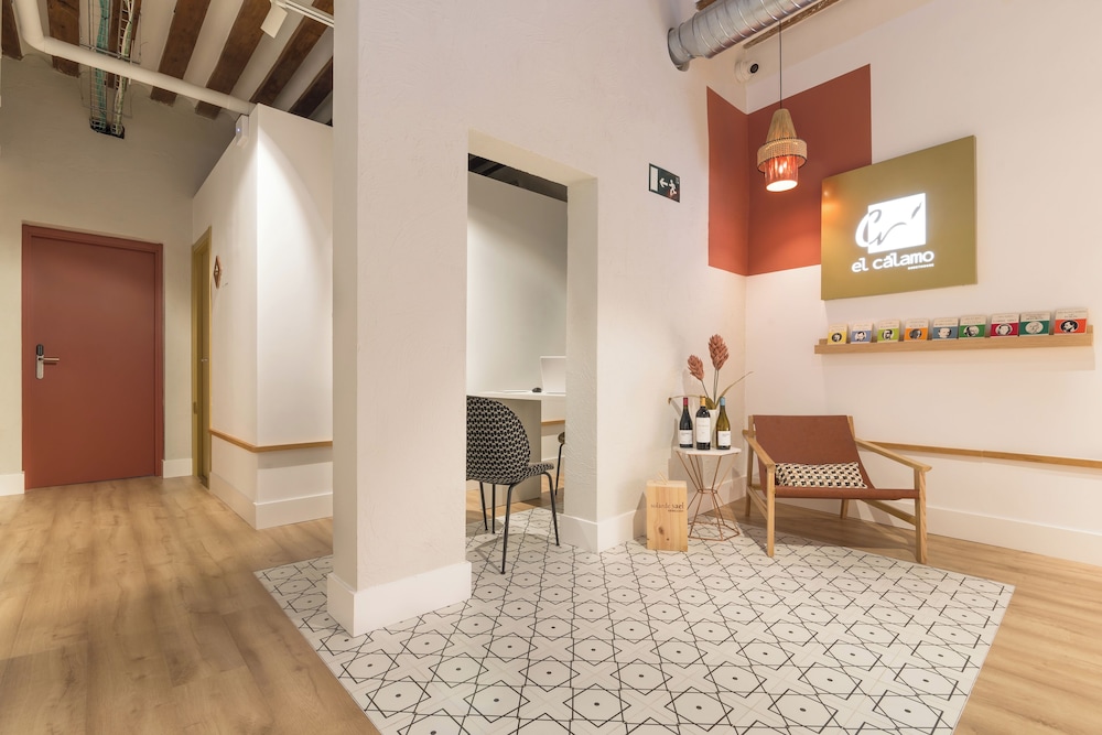 Cálamo Guesthouse — 4-Star Luxury Hotel in Madrid, Spain