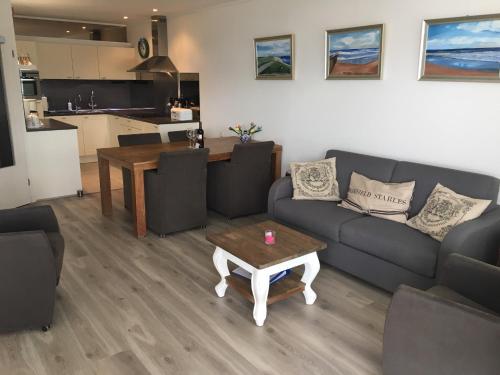 Sterflat 157 — 4-Star Luxury Hotel in Egmond Aan Zee, Netherlands