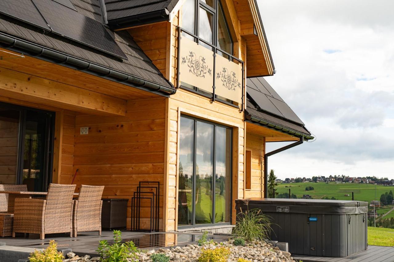 Dom z widokiem na góry i prywatnym jacuzzi w Zębie in Poronin, Poland
