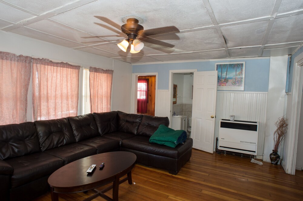 Nautical Motel and Suites - photo 74