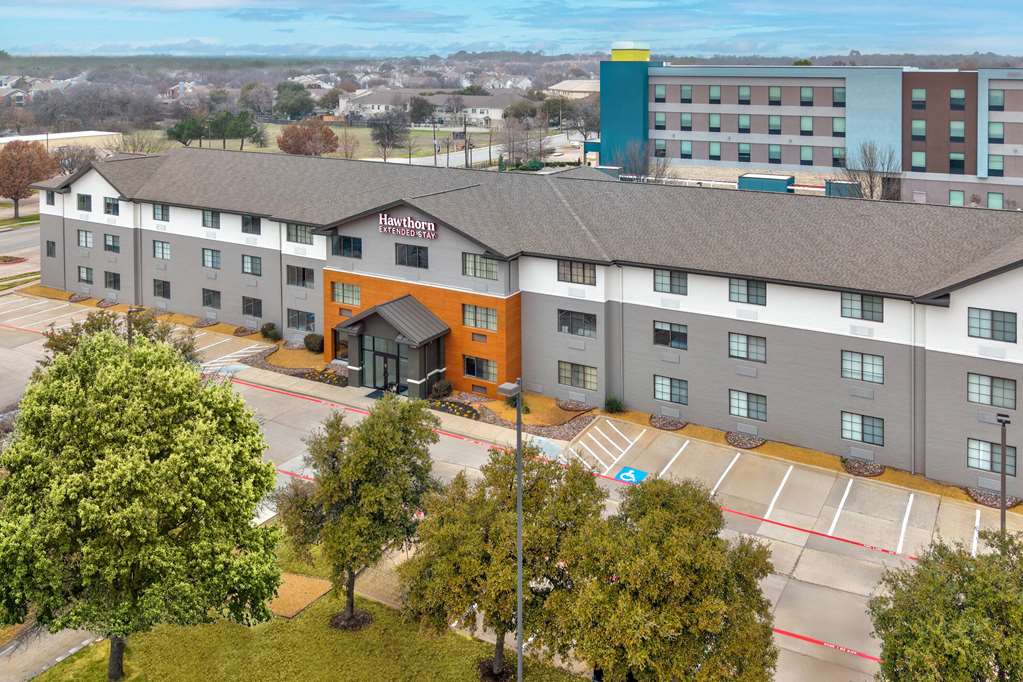 Hawthorn Extended Stay by Wyndham Bedford Dallas - photo 3