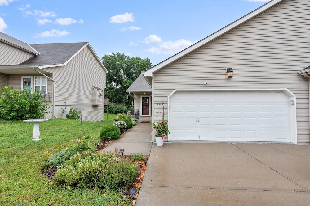 Beautiful Townhome 11 Minutes To Downtown Kansas City Mo - photo 43