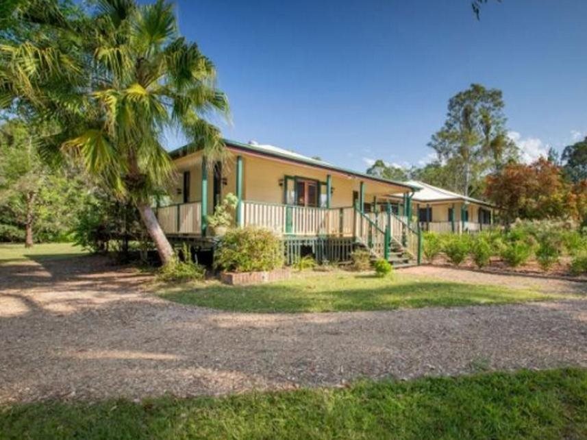 Rosevale House — 4-Star Luxury Hotel in Sunshine Coast, Australia