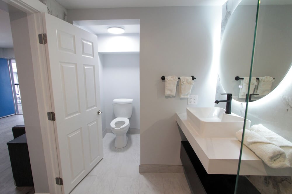 Envi Boutique Hotel Henderson Evansville South - photo 93