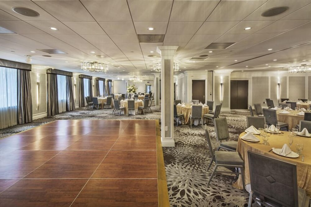 DoubleTree by Hilton Hotel Nanuet - photo 28
