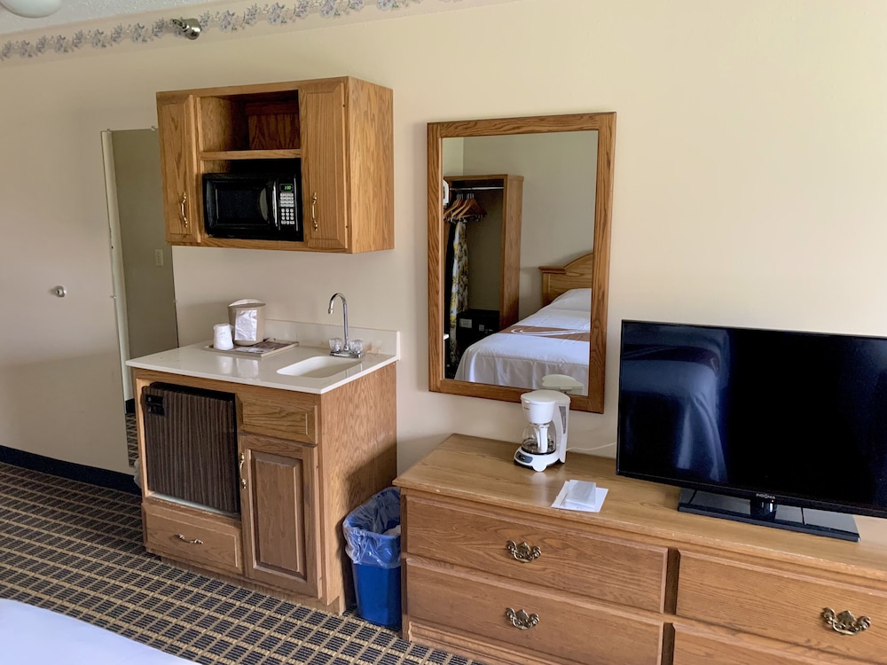 Country Inn Deerwood - photo 25
