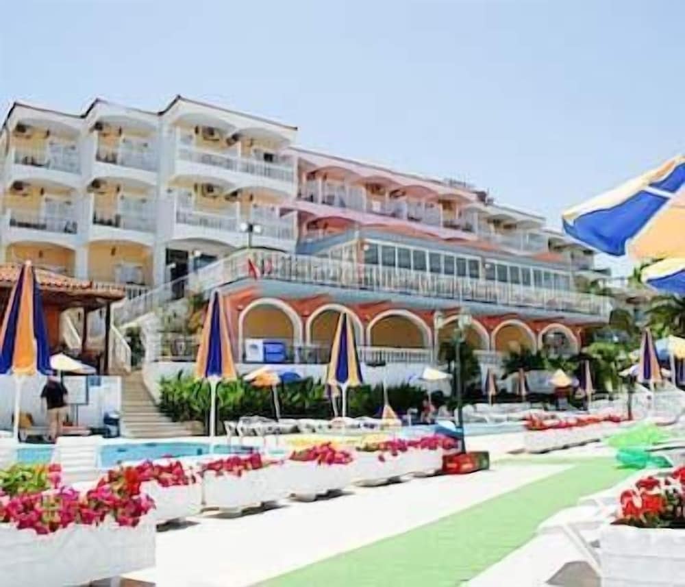 Captains Hotel - carbon neutral hotel in Zakynthos
