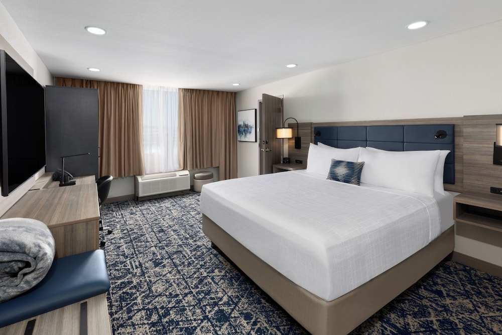 Wyndham DFW Airport - photo 15