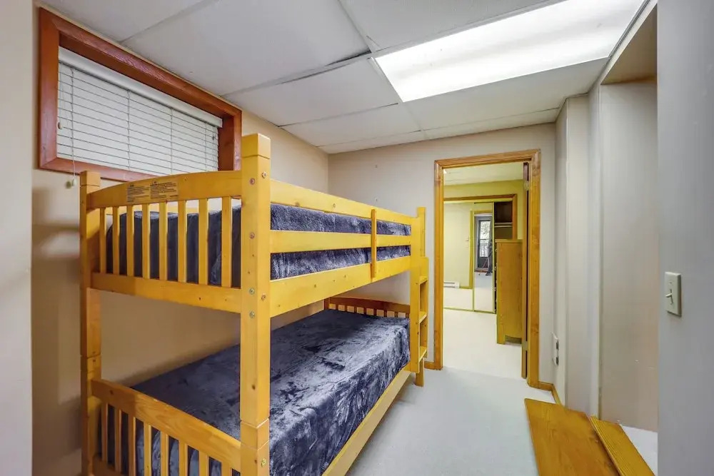 Half Mi To Sugar Mtn Resort Condo with Balcony - photo 6