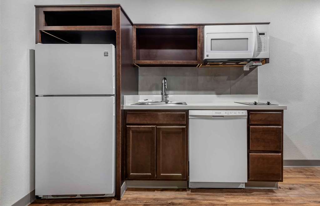 Extended Stay America Select Suites Pittsburgh Cranberry - photo 30