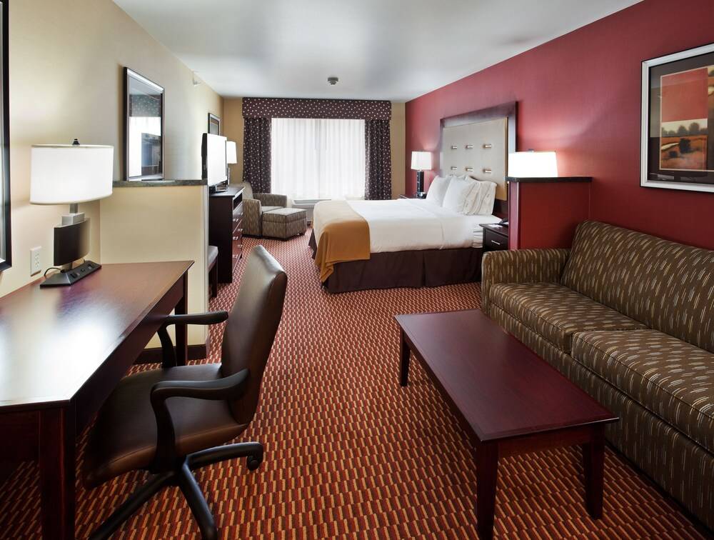 Holiday Inn Express Hotel & Suites Great Falls by IHG - photo 6