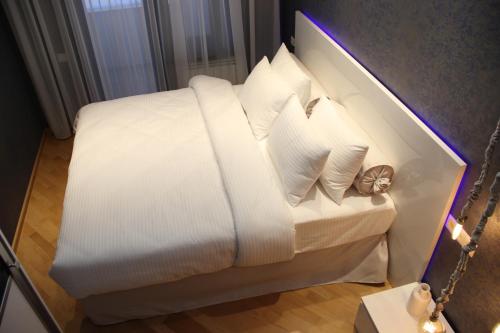 Shartava Deluxe Apartment