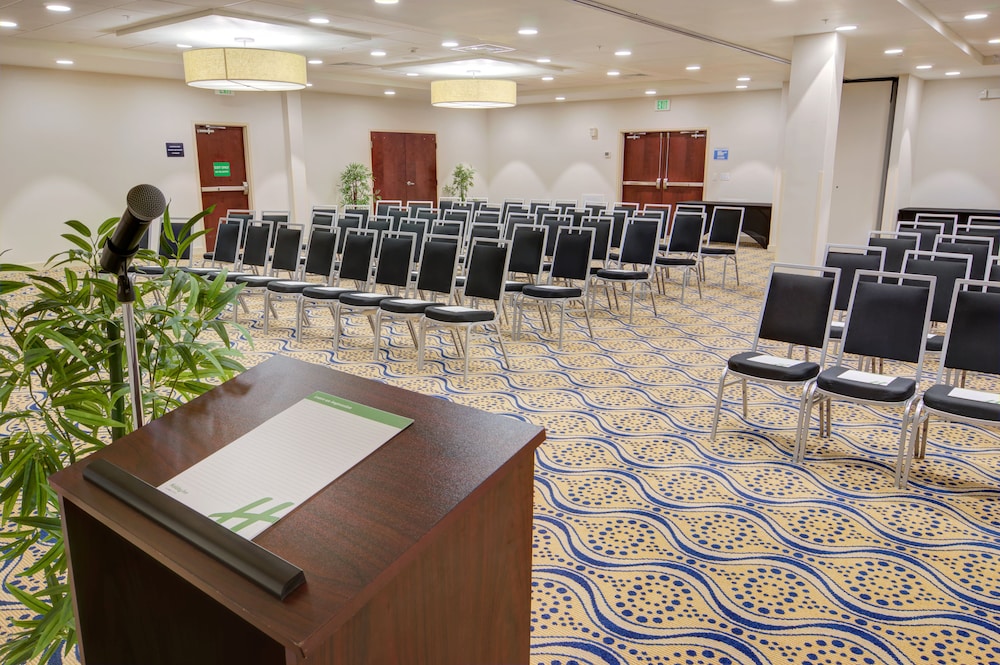 Holiday Inn Gainesville University Center by IHG - photo 39