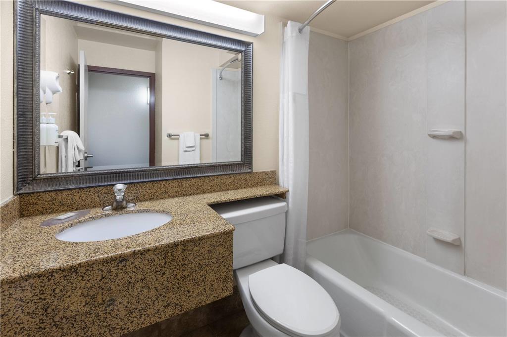 Baymont by Wyndham Jamestown Conference Center & Water Park - photo 13