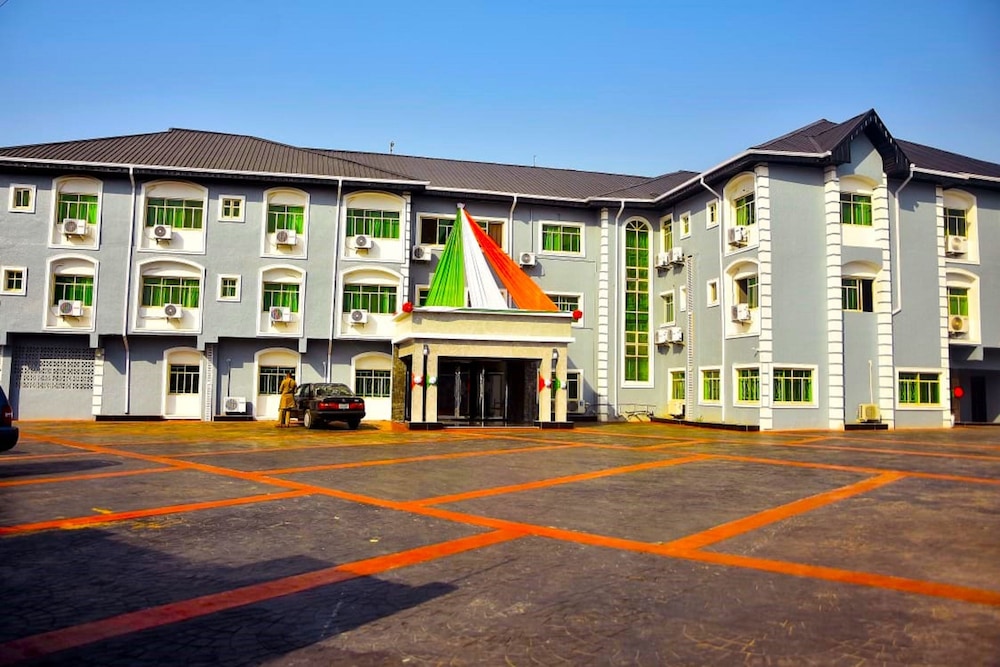 New Point Hotel And Suites in Uyo, Nigeria
