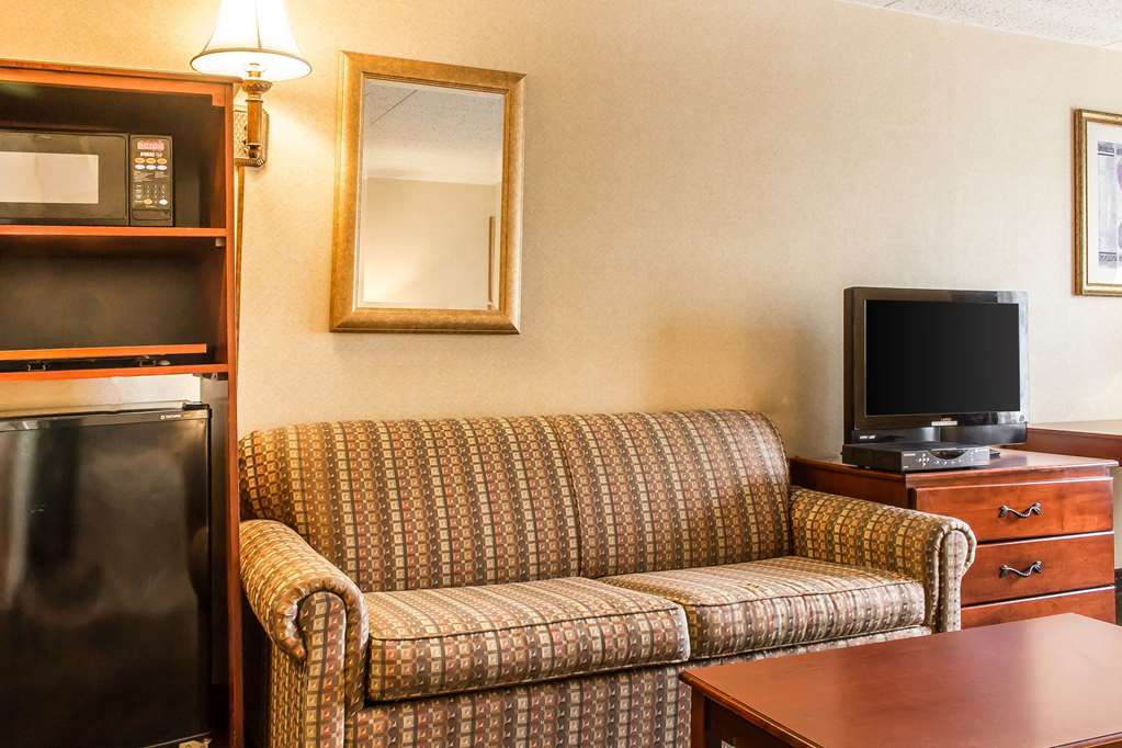 Quality Inn Hackettstown Long Valley - photo 20