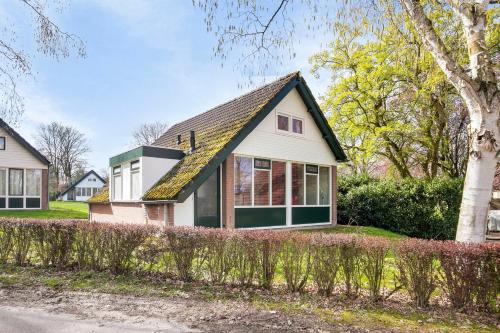 Huisje 118 bungalowpark Simpelveld — hotel in Simpelveld
