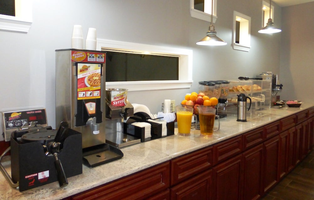 Red Roof Inn Fulton - photo 50