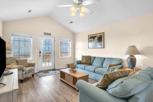 No Worries by Oak Island Accommodations - photo 45