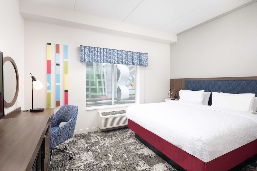 Hampton Inn & Suites by Hilton Rochester Downtown - photo 11