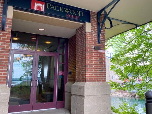 Packwood House — 4-Star Luxury Hotel in Skaneateles, United States