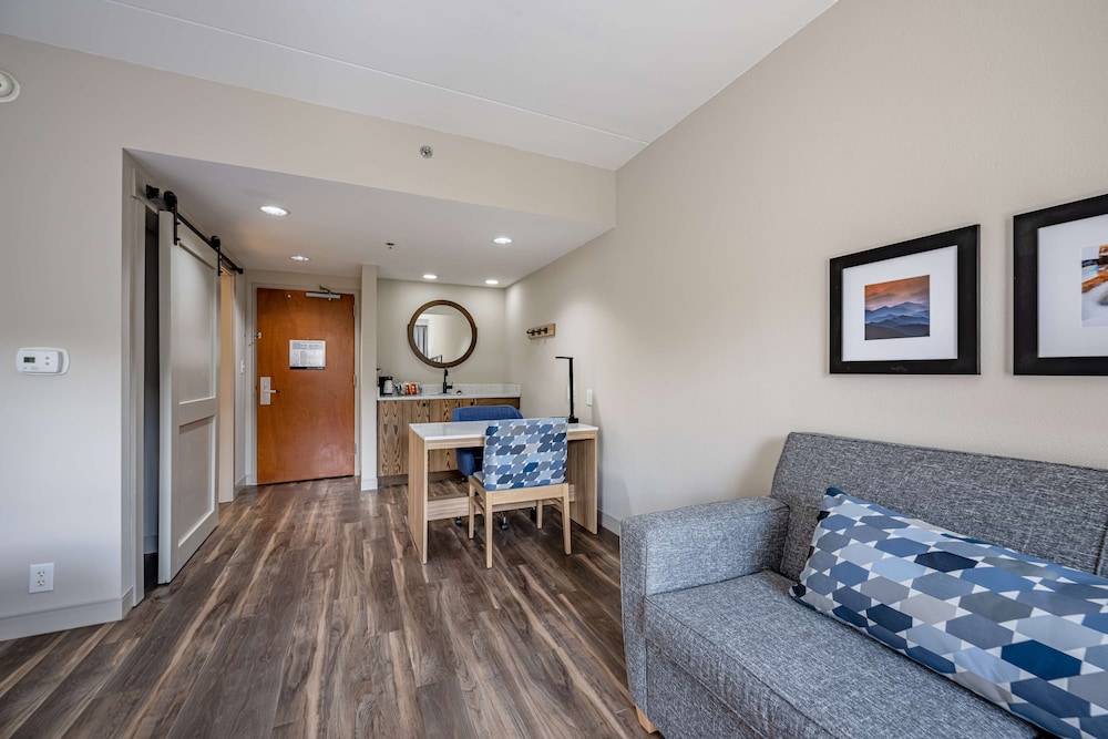 Hampton Inn & Suites Cashiers Sapphire Valley - photo 3