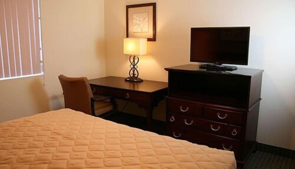 Affordable Suites Fayetteville - photo 18