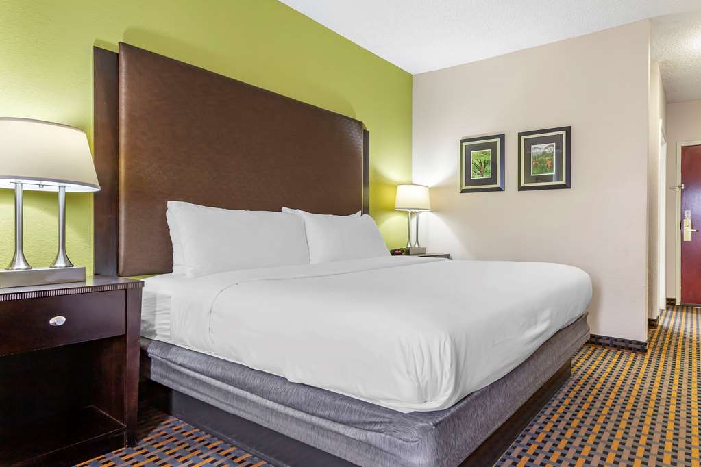 Comfort Inn & Suites Asheboro East - photo 15