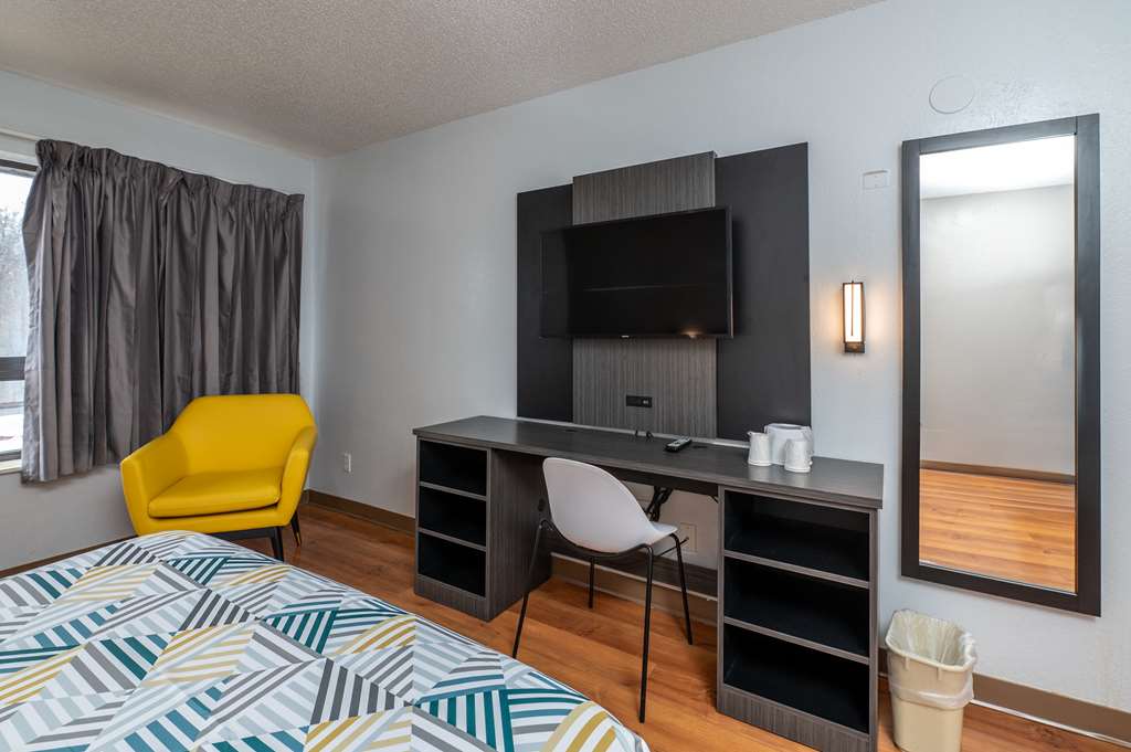Motel 6 New Haven Branford CT - photo 25