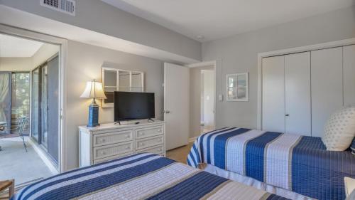 Private Balcony Beach Getaway Coligny - photo 20