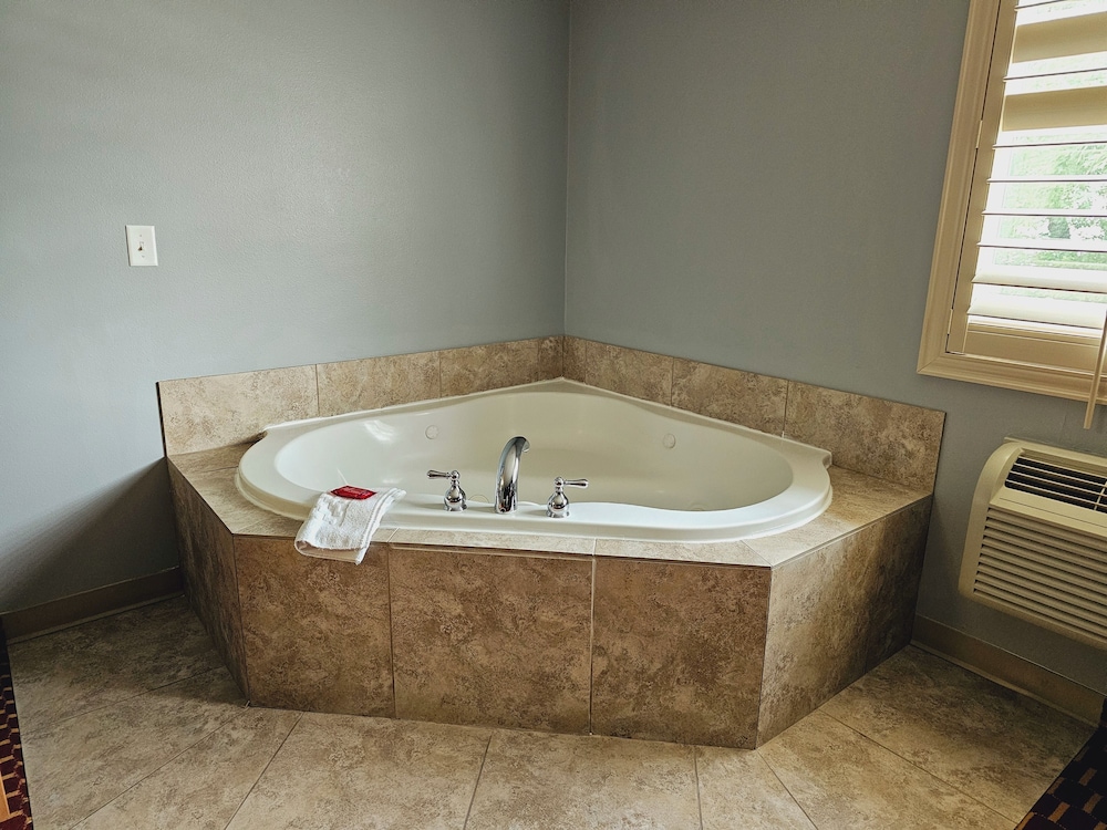 Executive Inn and Suites Extended Stay in Vernal - photo 36