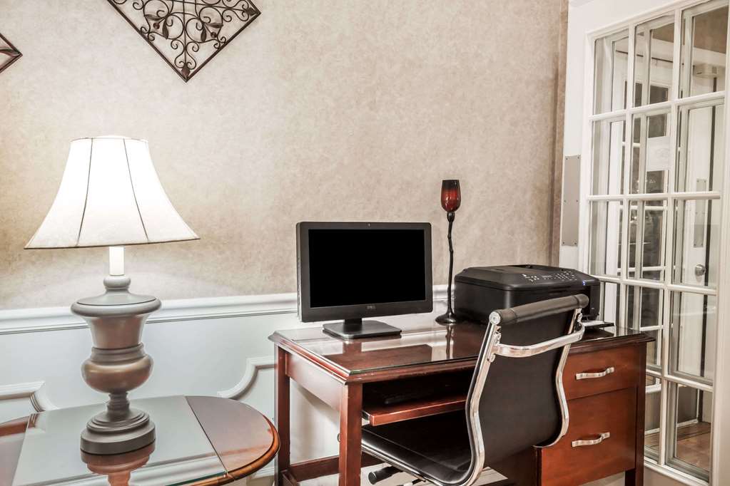 Baymont by Wyndham Valdosta at Valdosta Mall - photo 15