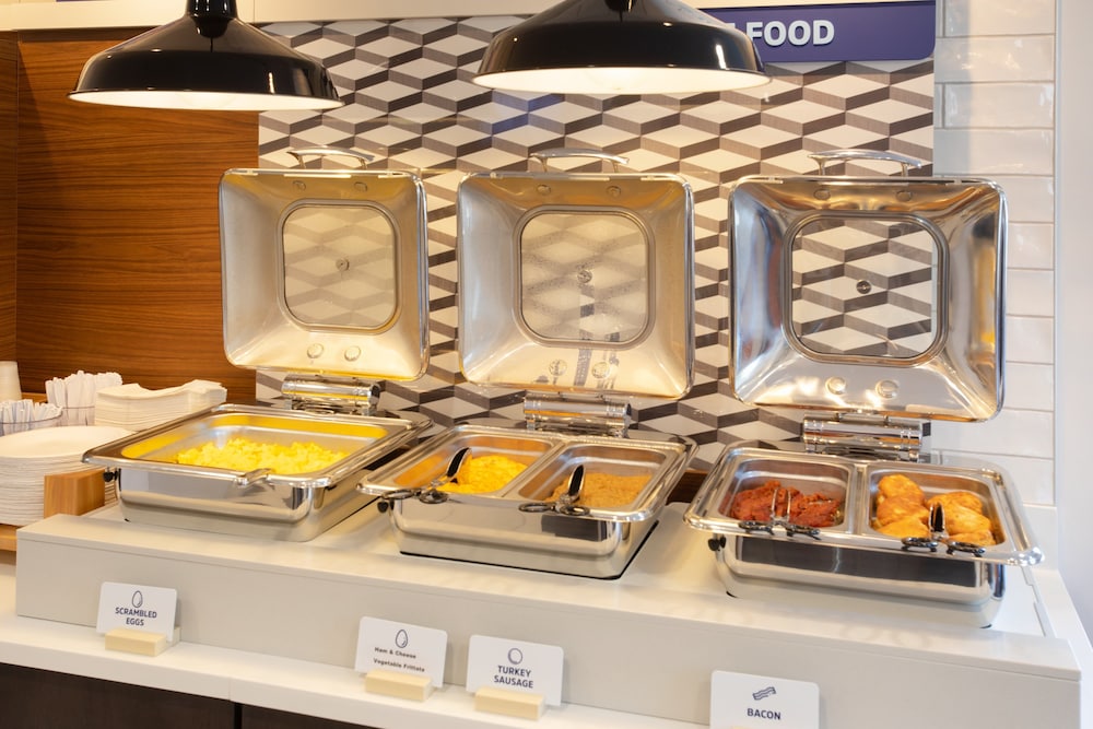 Holiday Inn Express Monterey Cannery Row by IHG - photo 36